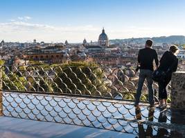Städtereise in Italien: Wo Rom aufblüht