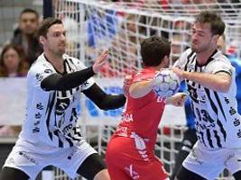 flensburg zieht souverän davon: rekordmeister versemmelt rennen um champions league