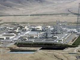 Keine Radioaktivität ausgetreten : Iran meldet Angriffe auf Reaktor und Uran-Anlage