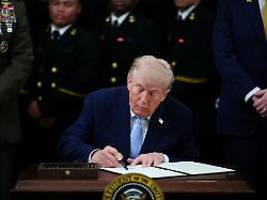 unüblicher vorgang: trumps unterschrift soll auf dollarscheine gedruckt werden