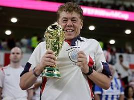 Wird eine Menge Geld kosten: England-Fan verkauft sein Haus für WM-Tickets