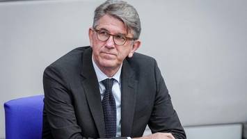 hauptstadtkulturfonds: hat weimer in die jury-entscheidung eingegriffen?