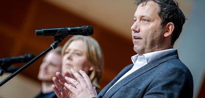 SPD: Krisentreffen und Reformagenda - Parteispitze fordert Übergewinnsteuer auf Kriegsprofite