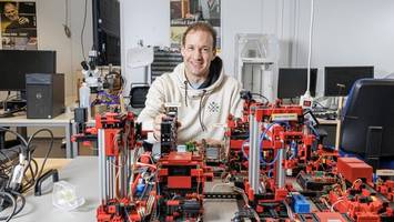 deepfakes entlarven: fingerzählen hilft nicht mehr, warnt hamburger professor