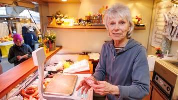 ende einer Ära auf dem isemarkt: „wurstkönigin“ hört nach 40 jahren auf