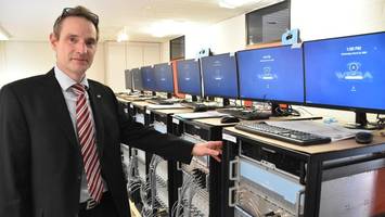 high-tech-radarsystem aus kaltenkirchen warnt jetzt in indonesien vor tsunamis