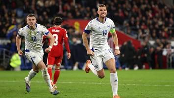 schalke-star dzeko vor showdown gegen italien: „sie stehen unter druck“