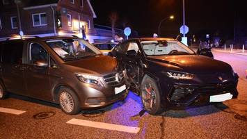 lamborghini stößt mit mercedes zusammen – der schaden ist immens