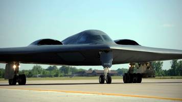 Vor Iran-Angriff: Rätselhafte weiße Flicken an B‑2‑Bomber entdeckt