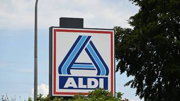 Aldi ist der erste britische Supermarkt, der innerhalb weniger Tage die neue 13,50-Pfund-Regelung einführt