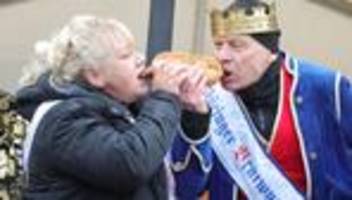 Grillsaison: Herzhafter Biss in die Bratwurst - Saisonstart