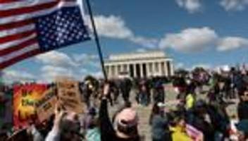 No Kings: Zehntausende protestieren gegen US-Präsident Donald Trump