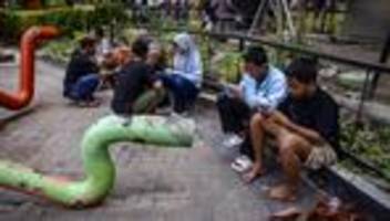 social-media-verbot: indonesien verbietet social media für unter 16-jährige