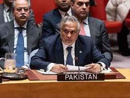 Signal vor Friedensgesprächen?: Iran lässt 20 pakistanische Öltanker durch Straße von Hormus