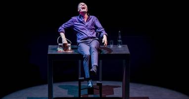 Verzweifelt im Staat der Untertanen: „Der Hauptmann von Köpenick“