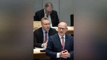 „ich bin es leid, ständig über wegners versagen beim stromausfall zu lesen“