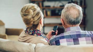 putzen dauert eine stunde: rentnerpaar zieht in ein tiny house, um geld zu sparen