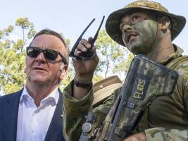 Pistorius’ Auslandsreise: Sonnenbrille, ein paar Termine – dann ein umstrittener Urlaub