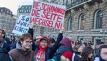 Gewalt gegen Frauen: Fußfesseln und Maßnahmen gegen sexualisierte Fake-Bilder