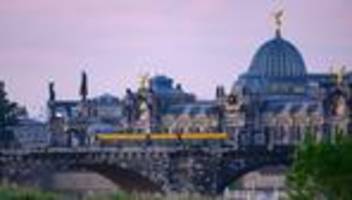 Kommunales Haushaltsloch: Dresden spart: Nachtragshaushalt soll Defizit senken