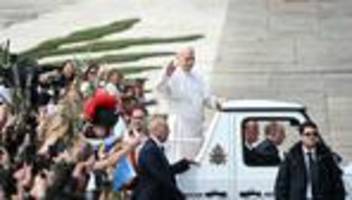 Rom: Papst beginnt Osterfeierlichkeiten mit Friedensappell
