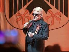 Eklat um Deutschlandlied: Heino gibt Solidaritätskonzert mit suspendiertem Feuerwehrmann
