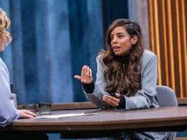 Sexualisierte Gewalt bei Miosga: Collien Fernandes: Es wurde eine Vergewaltigungsgeschichte von mir verschickt