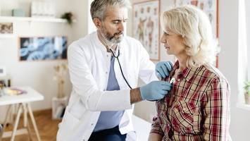 krankenkassen geben pro tag eine milliarde euro aus – das soll sich ändern