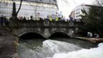 Freizeit: Künftiger OB: Münchens Surfwelle soll im Sommer zurück sein