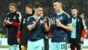 Fußball-Bundesliga: Schlotterbeck widerspricht: Keine schnelle Einigung mit BVB