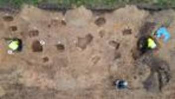 Grabungen in Nordsachsen: Beispiellos erhalten - 3.000 Jahre alte Siedlung entdeckt