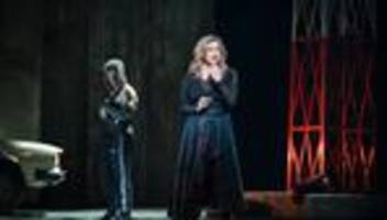 Kultur: Begleitet von Protest: Anna Netrebko in Staatsoper gefeiert