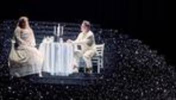 Lohengrin in Baden-Baden: Im Schwarzwald steht eine Traum- und Märchenfabrik