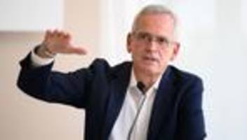 Parteien: Freie Wähler-Chef Weidinger tritt zurück