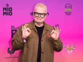 An Ostern muss er doppelt ran: Herbert Grönemeyer schlüpft gerne ins Hasenkostüm