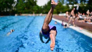 Ausweispflicht in Freibädern: Was bringen die Regeln?