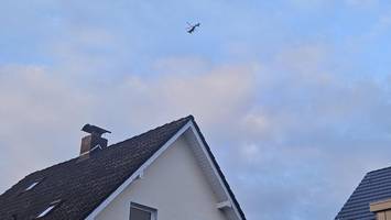 Fahndungsmaßnahmen in Hamburg-Lurup – Polizei lässt Hubschrauber steigen