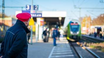 pöbel-alarm im zug nach westerland: polizei kämpft mit renitentem fahrgast