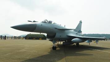Pilot kontert Radar-Angriff: China inszeniert heikles Luftduell als Beweis für Einsatzreife der J-10C