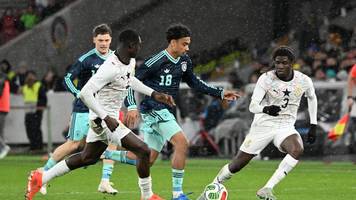 dfb-team in einzelkritik: brown nutzt chance, vagnoman und führich enttäuschen