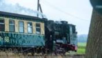 Mit Dampf voraus: Rasenden Roland und Regionalbahn fahren auf neuen Schienen