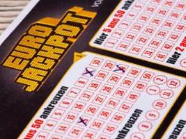 eurojackpot geknackt: mehr 70 millionen euro gehen nach nrw - auch berlin im glück