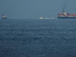 Nicht alle Schiffe dürfen durch: Iran will Maut für Straße von Hormus kassieren