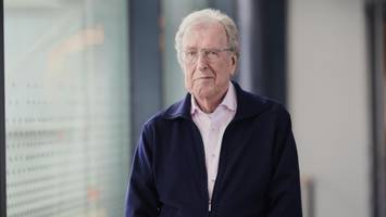 Karl bemerkt eines Morgens Blut im Urin: „An Krebs habe ich nicht gedacht“