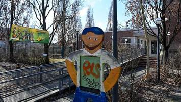 Nach mutmaßlicher Vergewaltigung: Druck auf Jugendstadträtin wächst