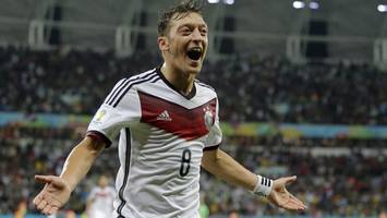 „Oh man, Mesut. Warum?“: ZDF-Doku zeigt Özils gespaltenes Leben