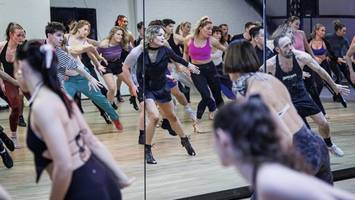 castings für neues musical in hamburg: der teufel trägt adidas