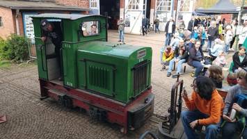 Mit Volldampf ins Museum: Saisonstart am Lokschuppen Aumühle