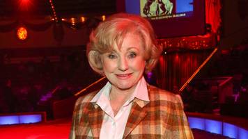 Volksmusikstar Margot Hellwig (84) möchte „nicht unnötig an Maschinen angeschlossen sein“