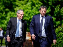 Finanzministerium: Klingbeil-Vorgänger wird wieder Banker